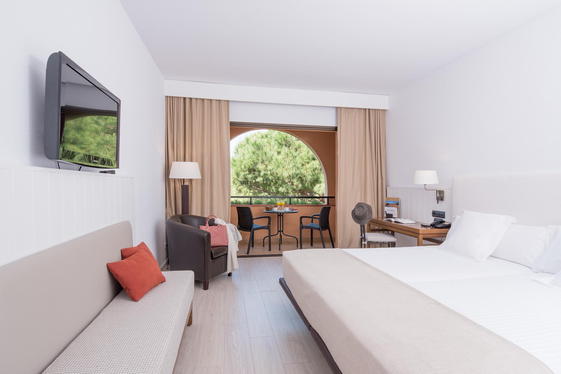 La Costa Hotel Golf & Beach Resort Pals Kültér fotó