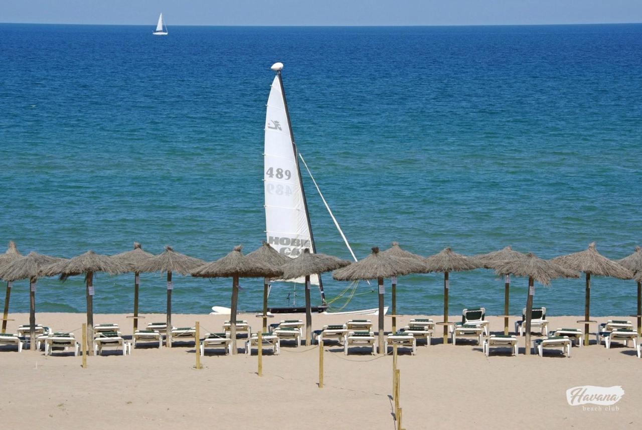 La Costa Hotel Golf & Beach Resort Pals Kültér fotó